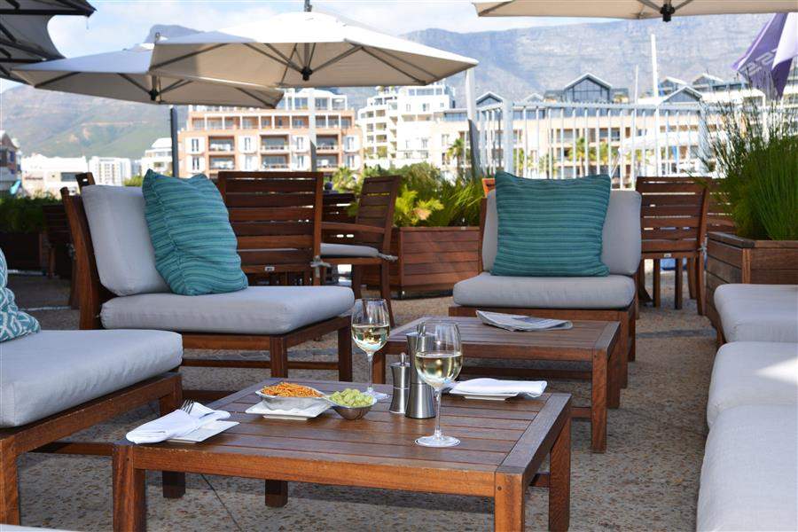 Cape Grace Hotel Outdoor Dining