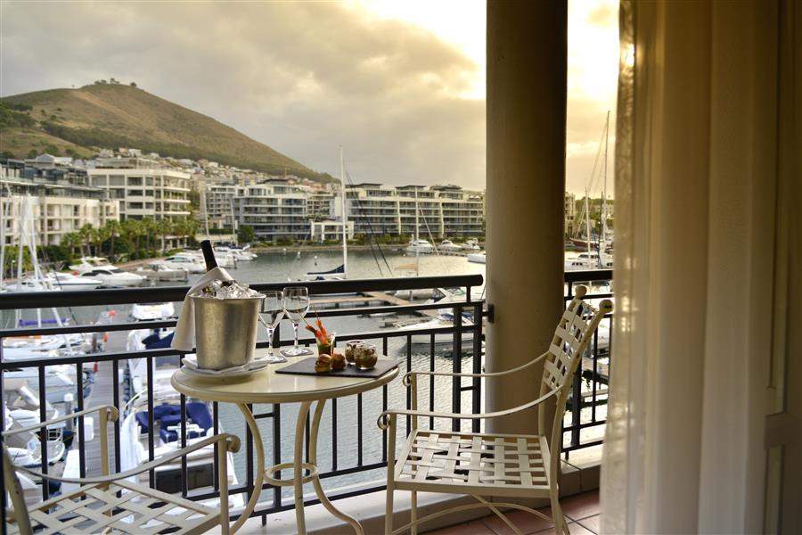 Cape Grace Hotel Balcony Dining