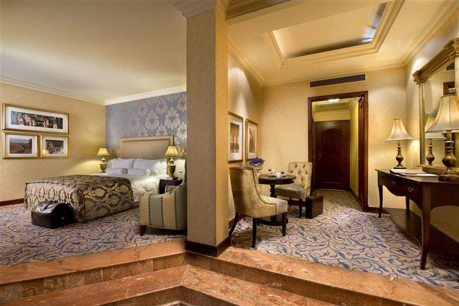 Michelangelo Hotel Executive Suite