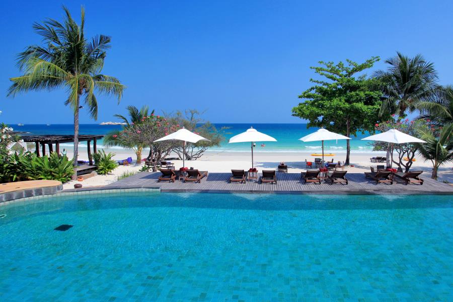 Paradee Thailand Pool & Beach