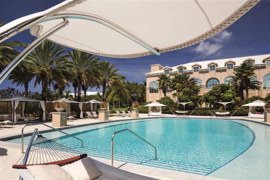 Ritz Carlton Grand Cayman Swimming Pool