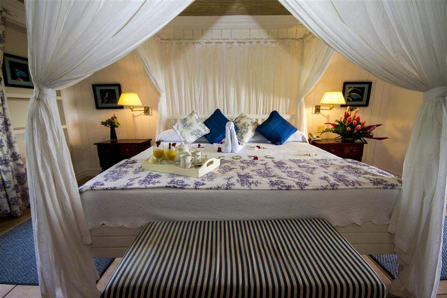 The Villasat Stonehaven Two Bed Luxury Oceanview Villa