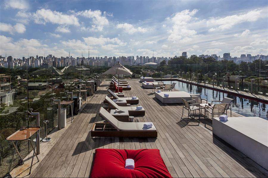 Unique Sao Paulo Hotel Skye Pool
