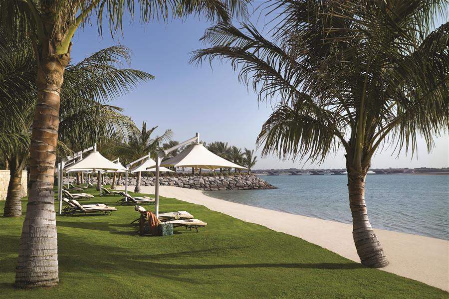 Shangri La Hotel Qaryat Abu Dhabi Beach Grass