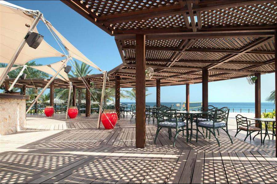 Le Meridien Al Aqah Beach Resort Beach Bar