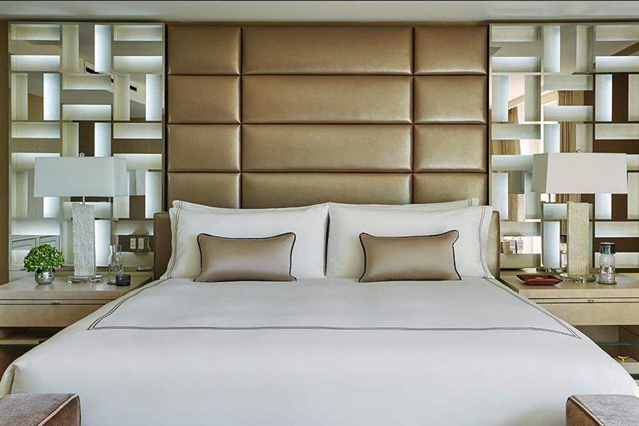 Viceroy L'Ermitage Beverly Hills Royal Suite Bedroom
