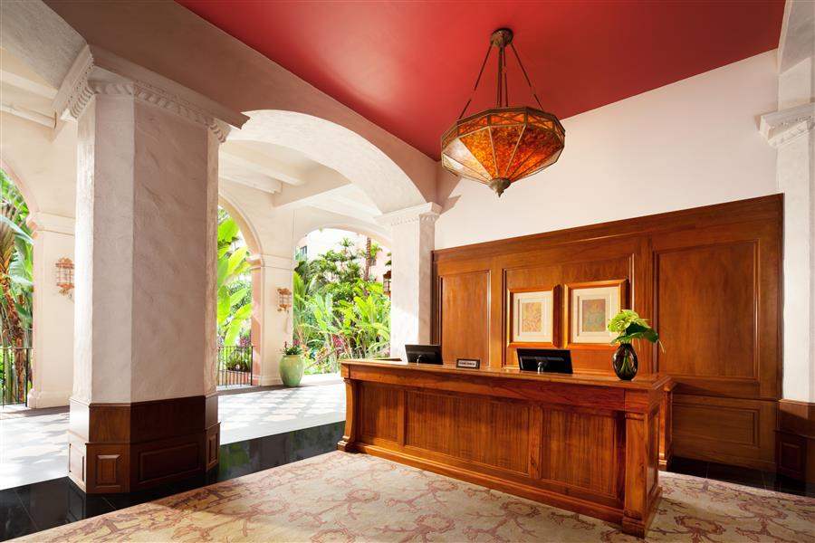 The Royal Hawaiian A Luxury Collection Resort Lobby
