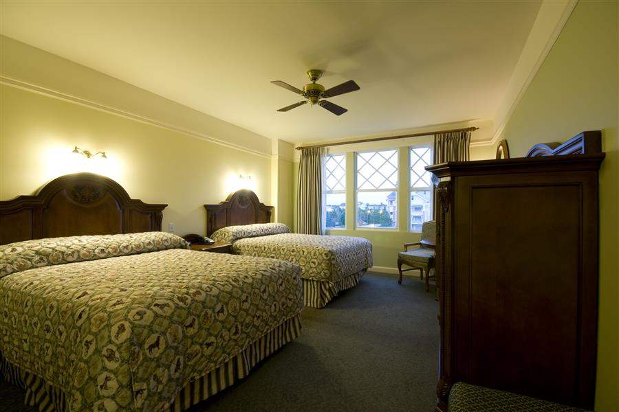 Disneys Saratoga Springs Resort Spa Twin Guest Room