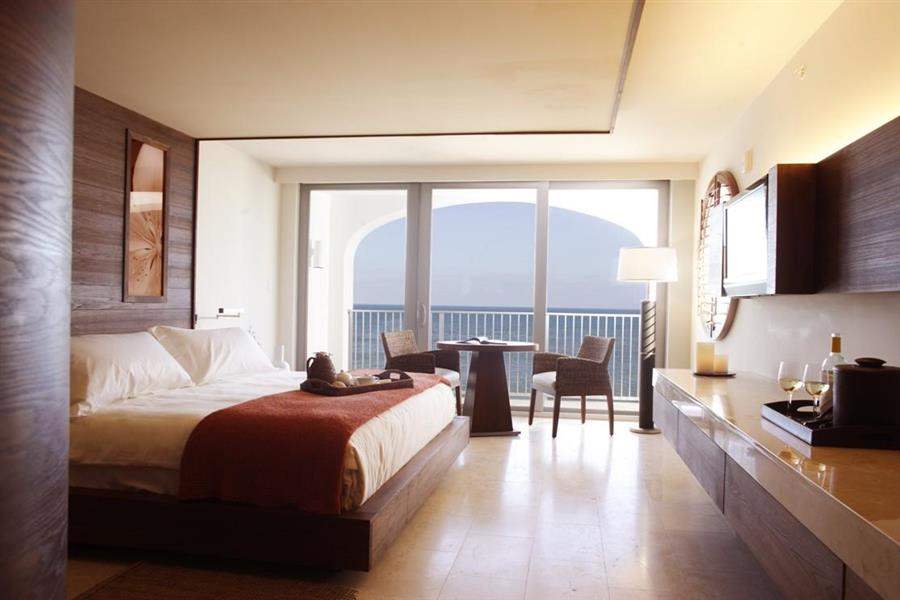 Costad Este Beach Resort Bedroom
